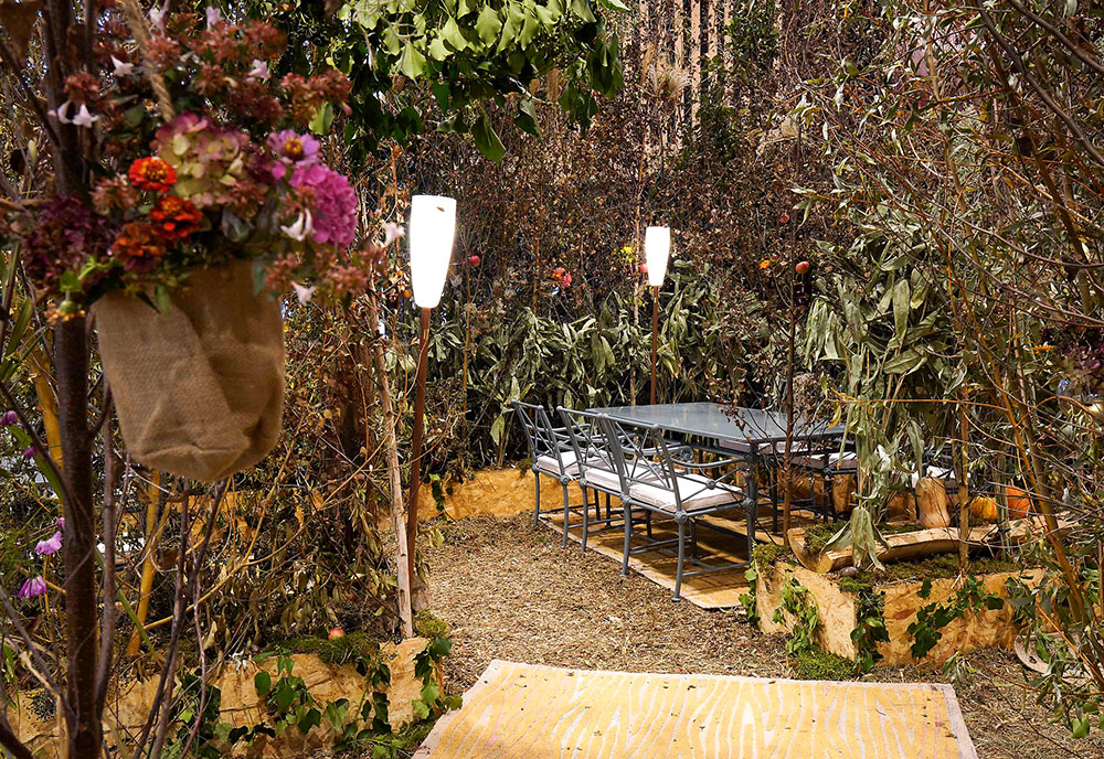 La última planta de la feria, se transformo en un bosque urbano con La Terrasse de Pierre-Alexander Risse durante EquipHotel 2022 Paris