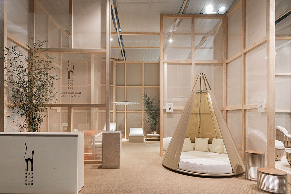 Stand de Gandia Blasco en Milan 2024 por Søren Rose.