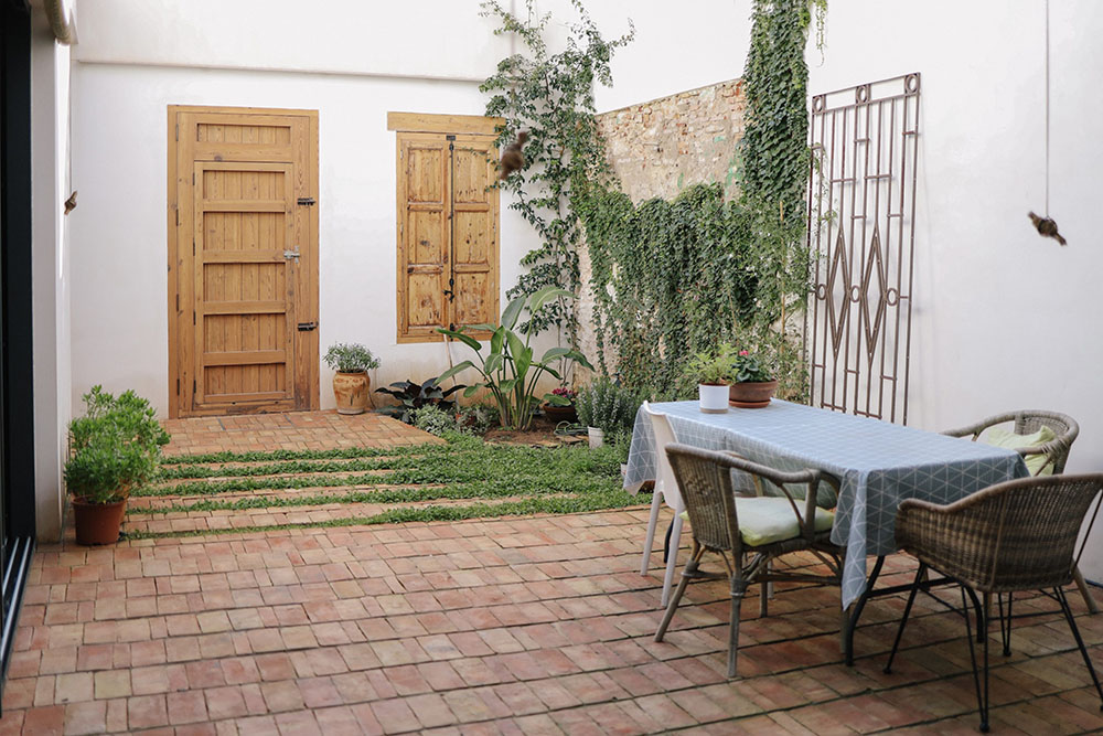 Casa Esc en el Cabanyal rehabilitada por AMBAU Taller de Arquitectes Open House Valencia 2024