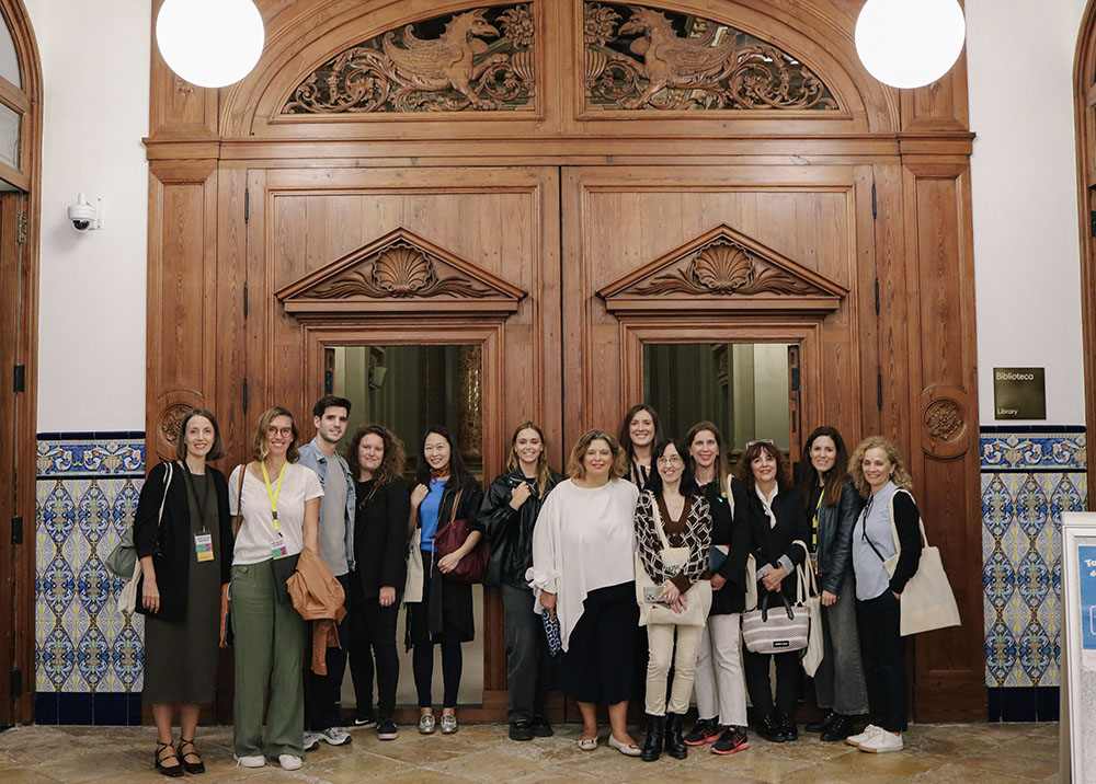 Grupo de prensa especializada con el equipo del estuido Ramón Esteve, la directora de Open House, y de la Universidad Europea