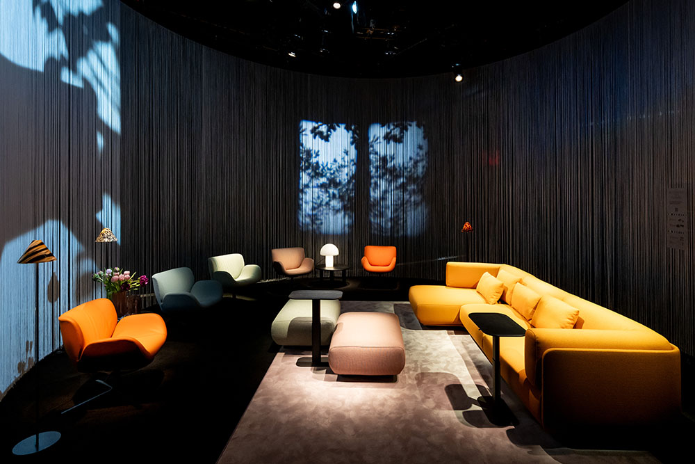 Stand de Arper por Maio Architects. Salone del Mobile.Milano 2026