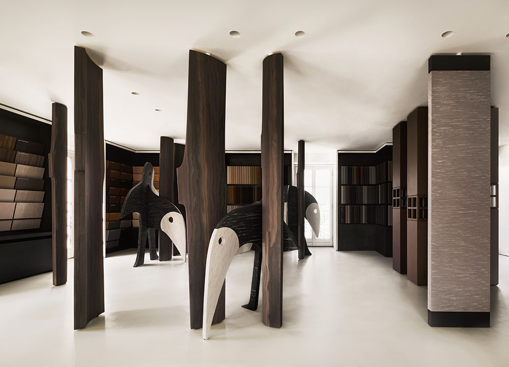Alpi por Piero Lissoni. Stand del Mobile.Milano 2026 Yabu Pushelberg